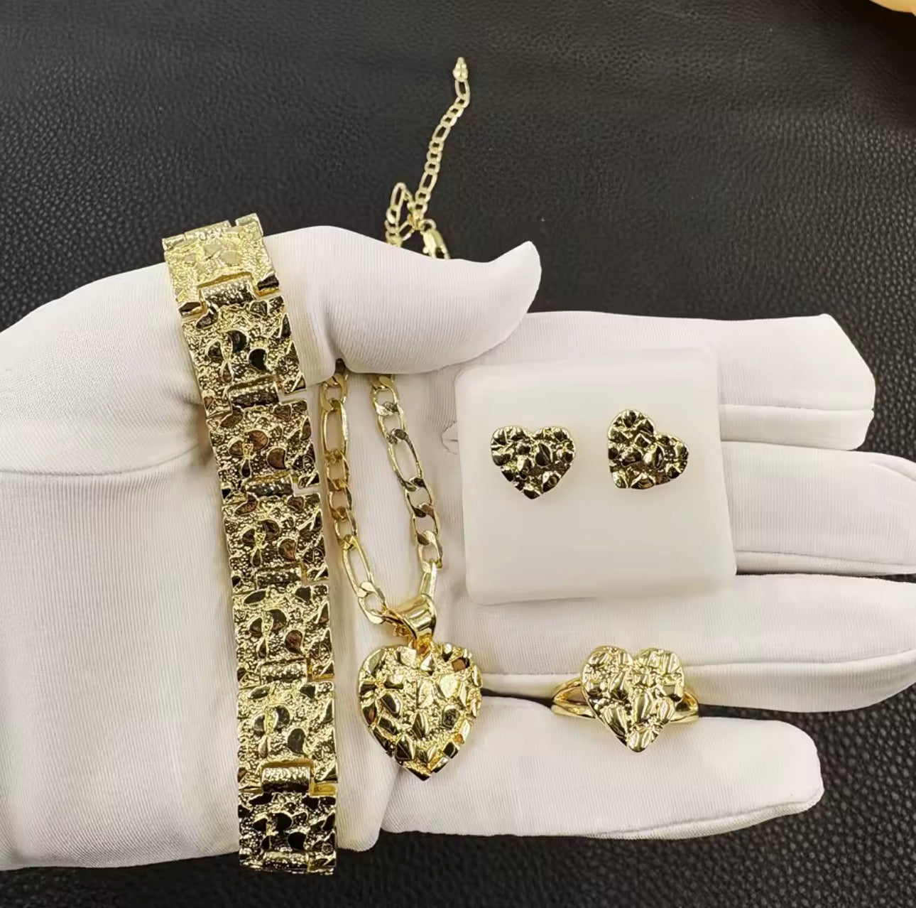 NUGGET HEART NECKLACE SET